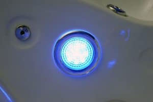 Underwater_light2
